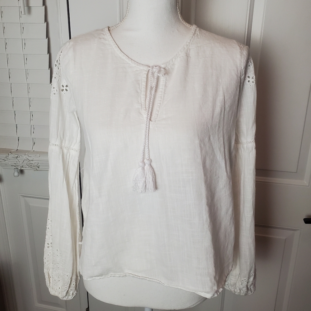 Abercrombie & Fitch Peasant Blouse Womens XS White Balloon sleeve Eyelet Lace‎
